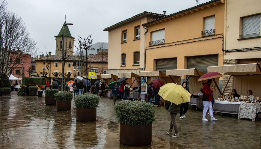 Santa Eulàlia de Riuprimer celebra una Fira del Fredeluc i la Botifarra passada per aigua