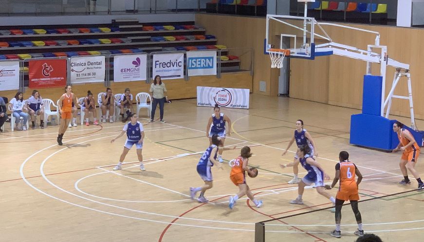 Derrota del Femení Osona - Ova Projects (62-65), en partit molt igualat, davant el CN Sabadell