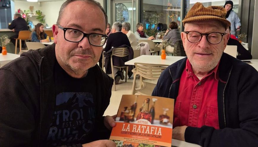 Jaume Fàbrega publica un llibre sobre la ratafia