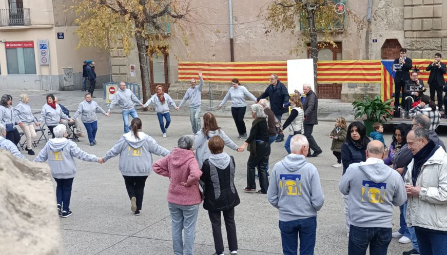 Centelles organitza unes Sardanes Inconstitucionals