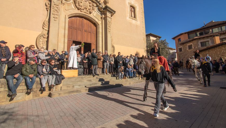 La festa dels Tonis de Taradell canvia de rumb per la dificultat de trobar animals i se centra en el patrimoni