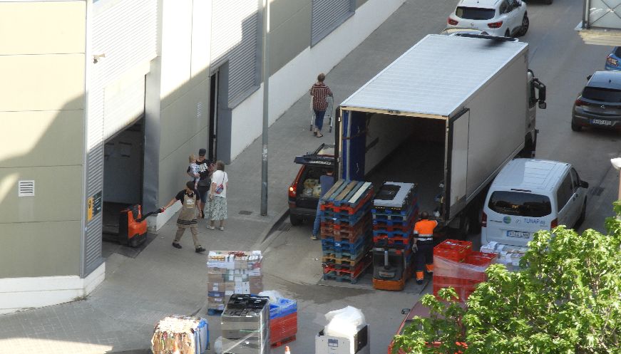 Carrer tallat i embús de trànsit divendres passat a Centelles