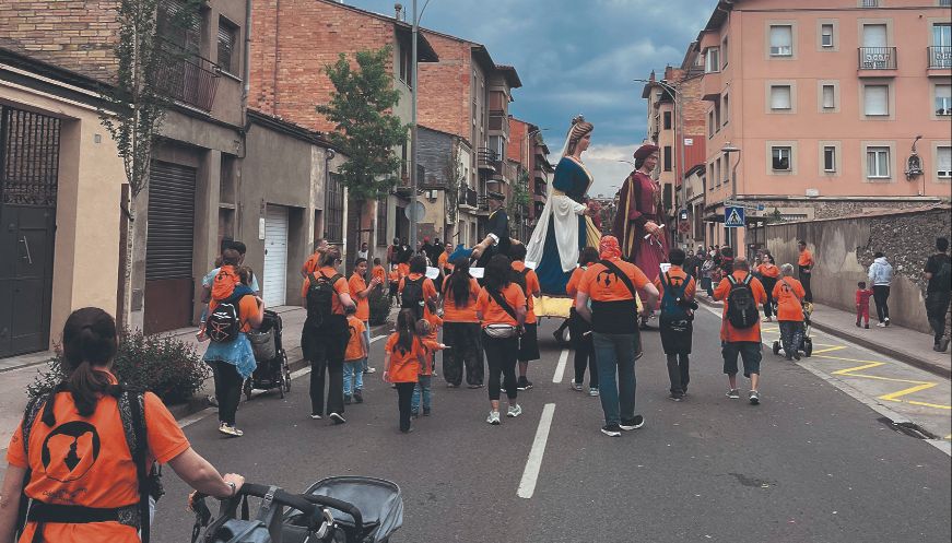Els gegants conquereixen i regnen a Manlleu en la XXXIX trobada d'aquest passat dissabte